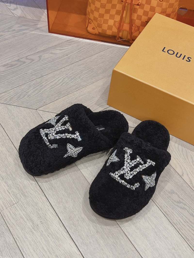 Louis Vuitton Slippers